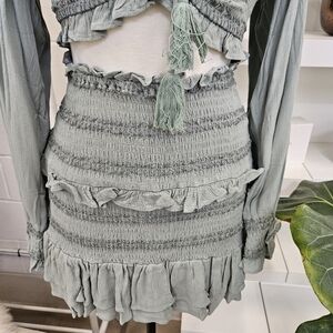 Ruched Mino Skirt With Ruffle